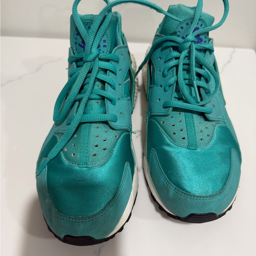 Nike Air Huarache Size 9 Teal/Turquoise Sneakers Lightweight  & Iconic Style - Picture 12 of 12